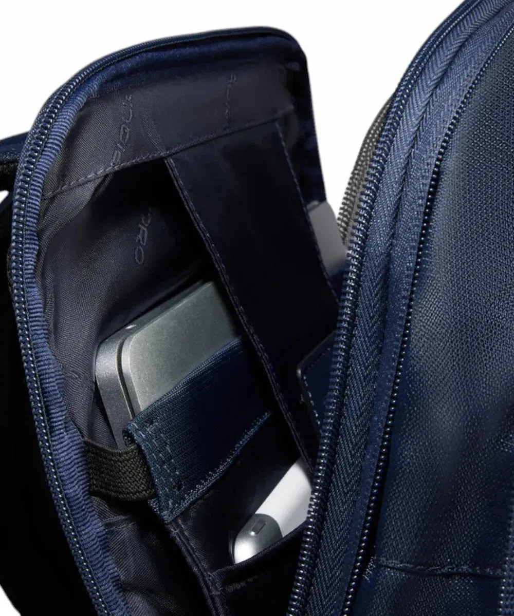 Zaino da Viaggio Porta PC 14" Piquadro con Protezione Antiurto e Anti RFID